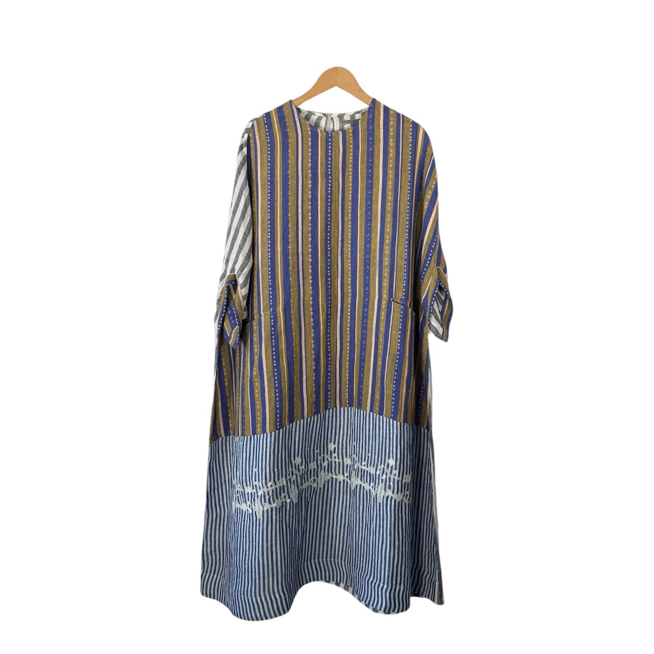 AODress – Aleph Gallery