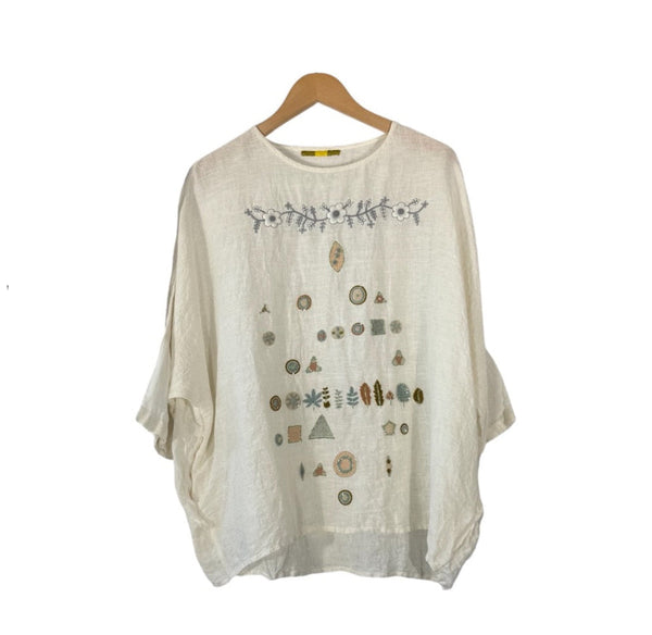 AODress Neo Specimen Gios Blouse in White at Aleph Gallery