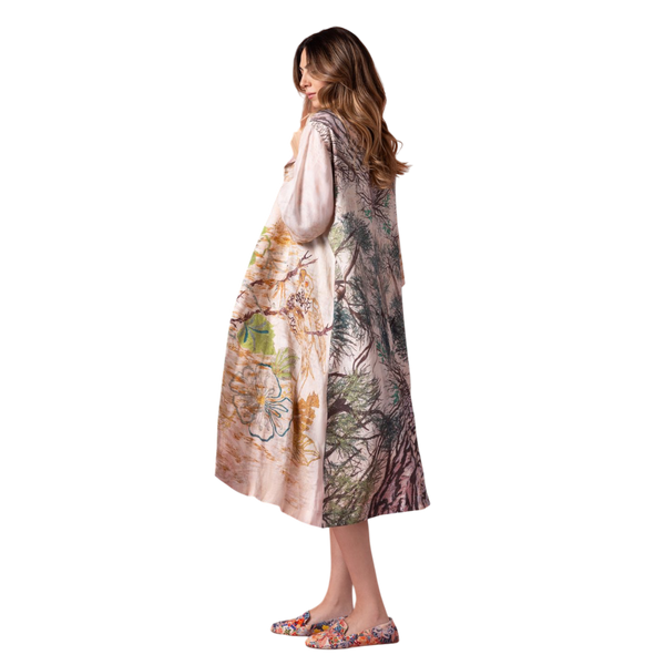 Bokja Perspective / Summer Coat at Aleph Gallery