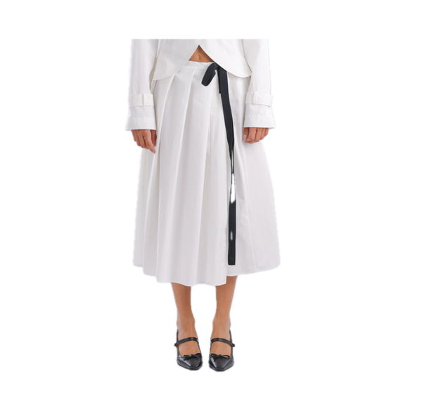 Renaissance Renaissance Cyn Skirt in White at Aleph Gallery