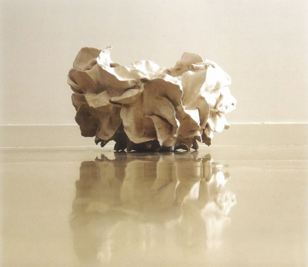NATHALIE KHAYAT PETAL BOWL WHITE
