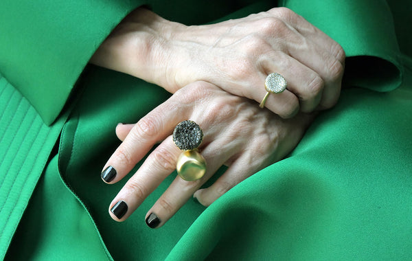BABY MALAK FLOURISH MEDIUM ROUND RING